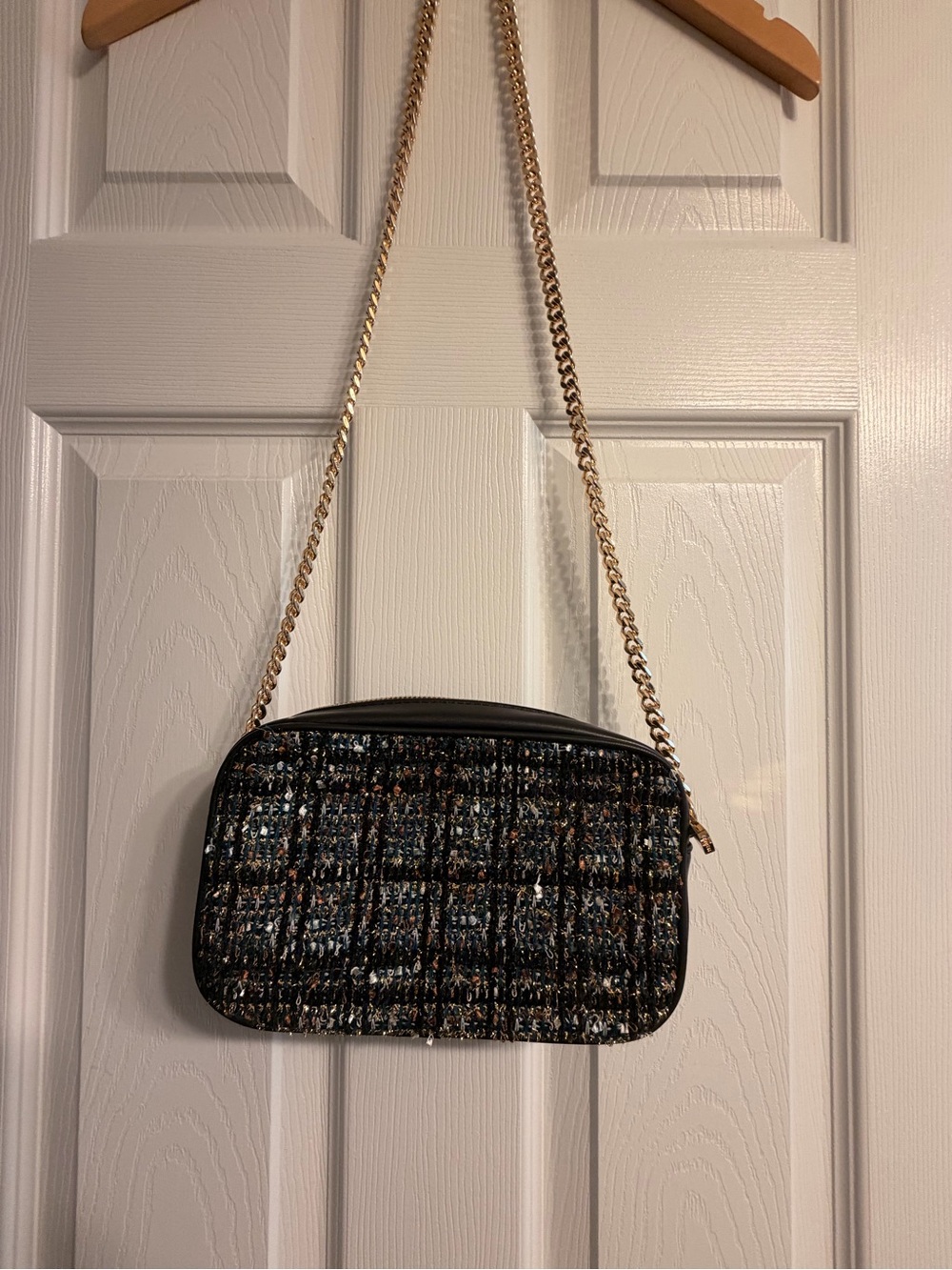 Express Black and Blue Tweed Collarless blazer with matching purse - Picture 6 of 6